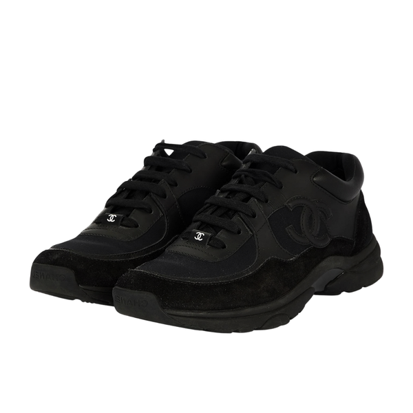 Runner Triple Black