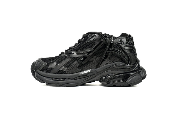 BALENCI Runner Sneaker Black