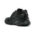 Track Runner Black