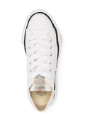 MMY Low-Top Sneaker